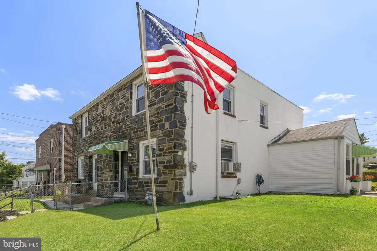 1038 Lawrence Ave, Darby, PA 19023 - #1