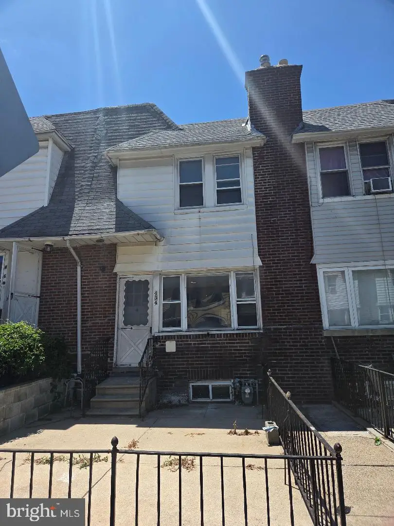 434 Hampden Rd, Upper Darby, PA 19082 - #1