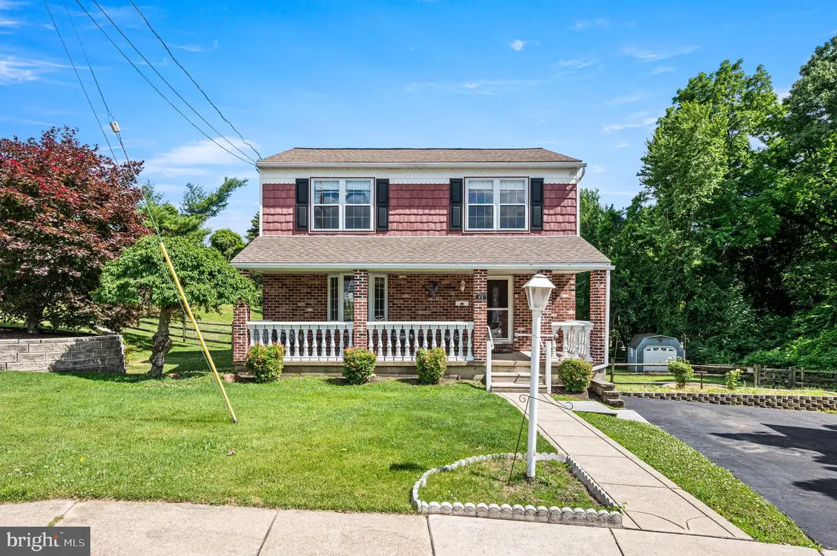 15 Scott Ln, Brookhaven, PA 19015 - #1