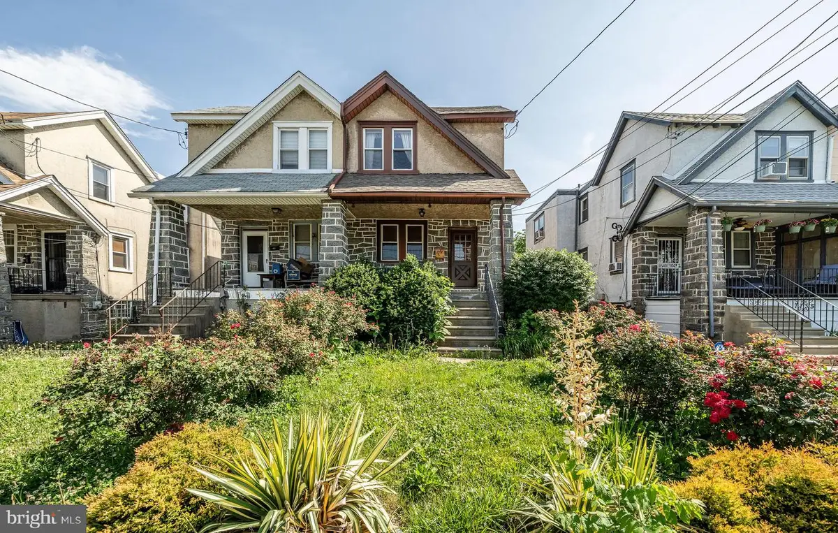 7737 Parkview Rd, Upper Darby, PA 19082 - #1