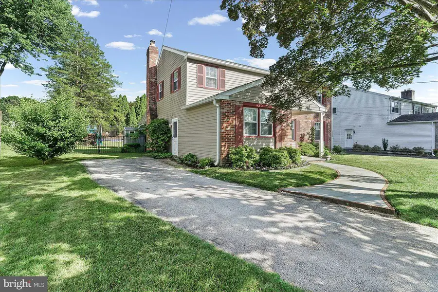 513 Beatty Rd, Springfield, PA 19064 - #2