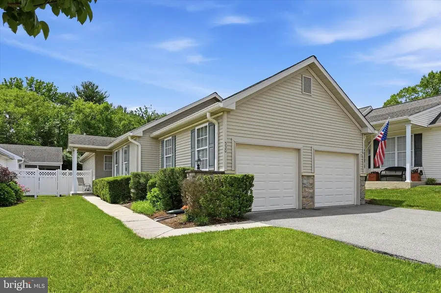 530 Fox Den Ct, Glen Mills, PA 19342 - #2