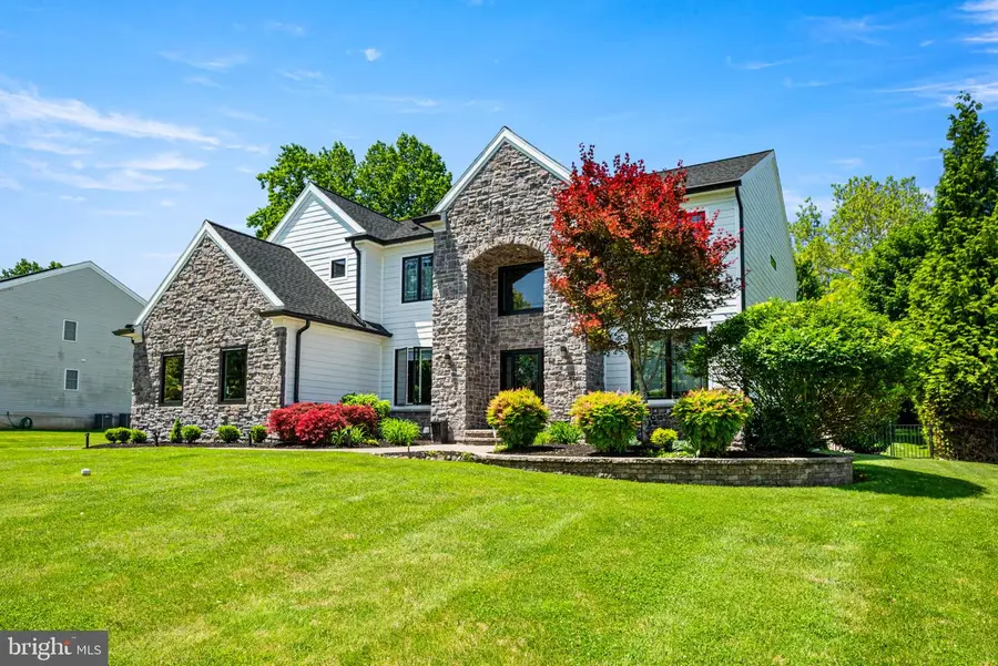 3219 Sarum Farm Ln, Garnet Valley, PA 19060 - #2
