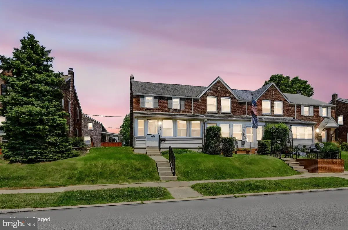 604 Braxton Rd, Ridley Park, PA 19078 - #1