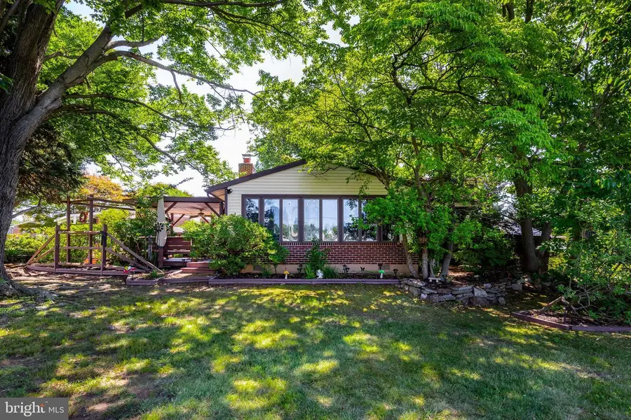 2181 Springhouse Ln, Aston, PA 19014 - #2