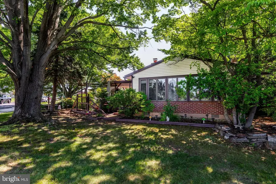 2181 Springhouse Ln, Aston, PA 19014 - #3
