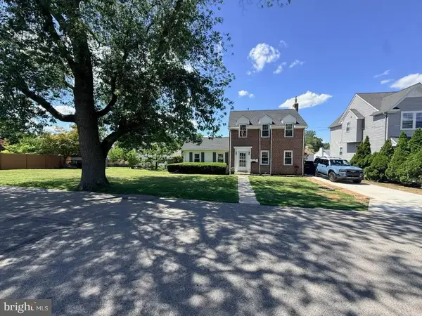 216 1st Ave, BROOMALL, PA 19008