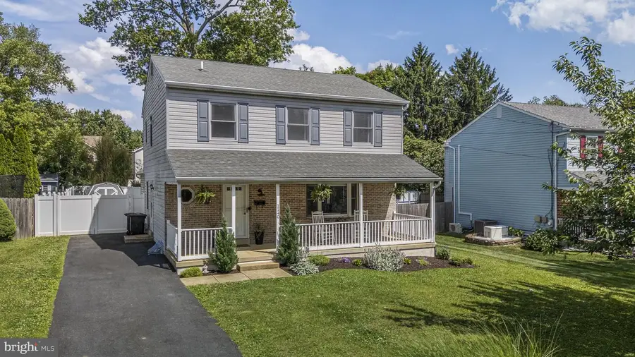 1140 Villanova Ave, Swarthmore, PA 19081 - #2