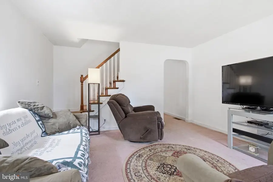 503 Rutledge Ave, Folsom, PA 19033 - #3