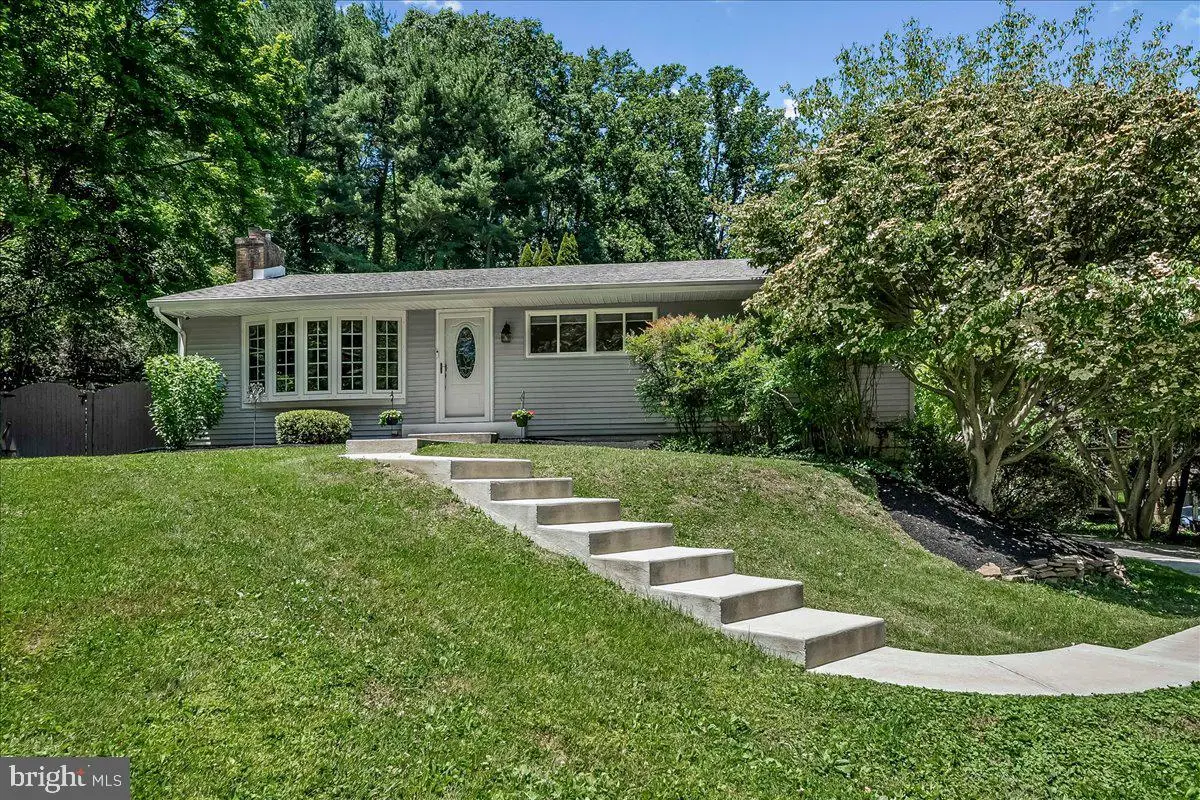 207 Walter Dr, Media, PA 19063 - #1