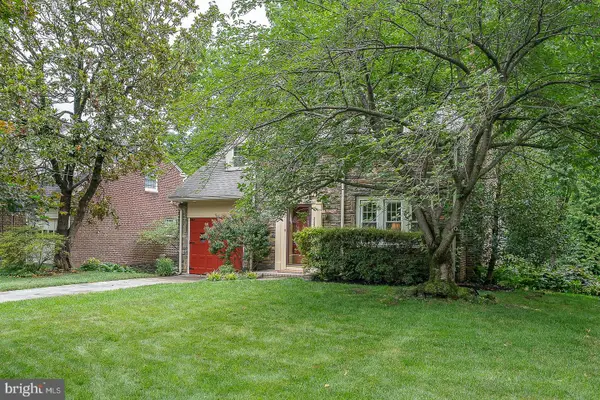 525 W Beechtree Ln, WAYNE, PA 19087