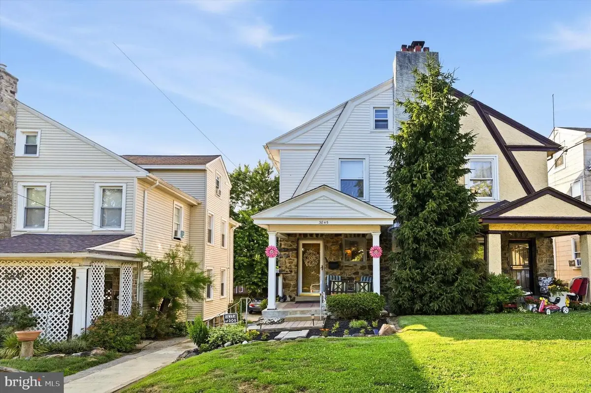 3845 Albemarle Ave, Drexel Hill, PA 19026 - #1