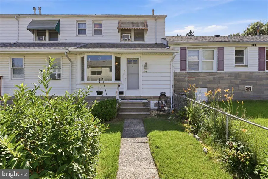 355 Hibbs Ave, Glenolden, PA 19036 - #2