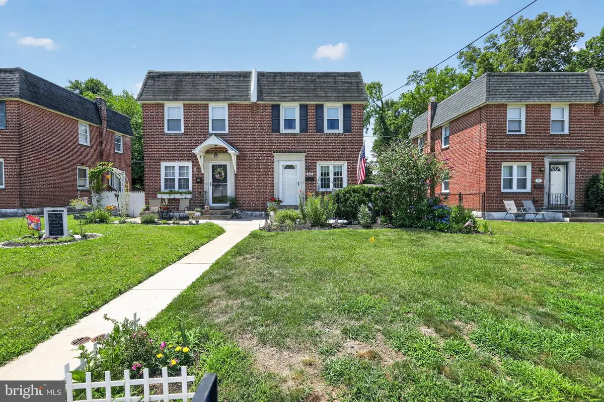 205 W Sylvan Ave, Morton, PA 19070 - #1
