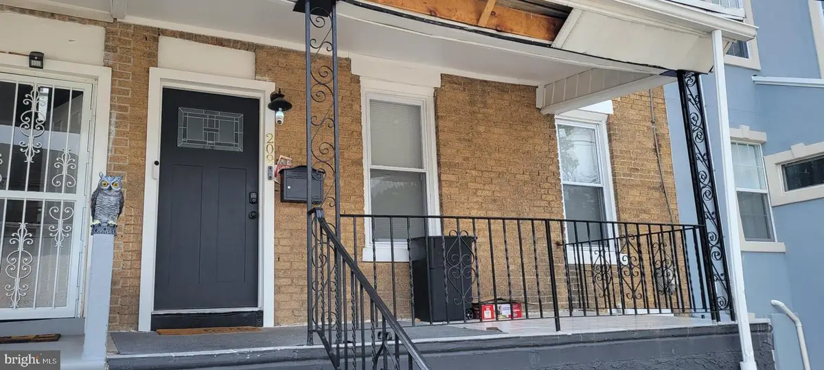 209 N 10th St, Darby, PA 19023 - #1