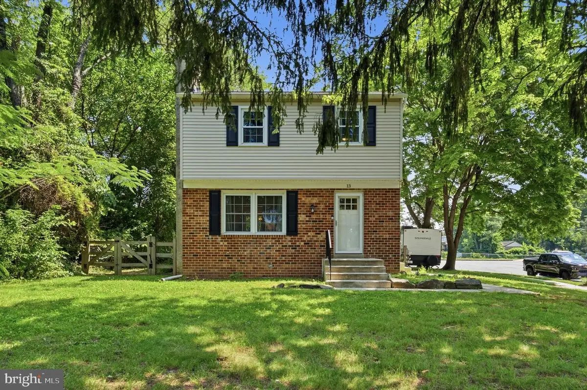 13 Kathleen Dr, Upper Chichester, PA 19014 - #1