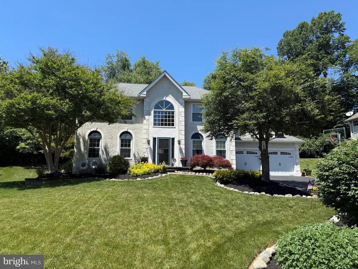 1204 Woodsview Dr, Garnet Valley, PA 19060 - #1