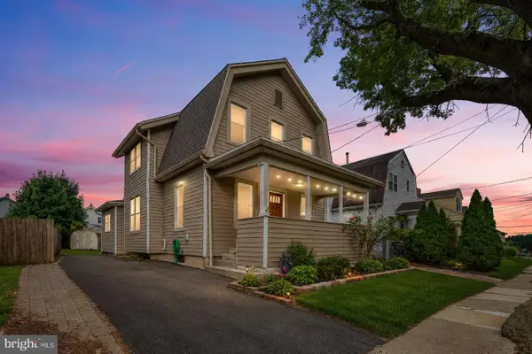 23 W Chelton Rd, BROOKHAVEN, PA 19015