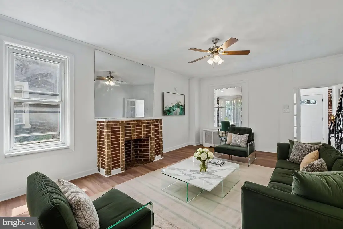 627 Walnut St, Darby, PA 19023 - #1