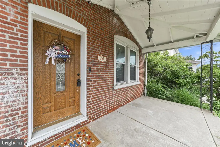 251 Burmont, Drexel Hill, PA 19026 - #3