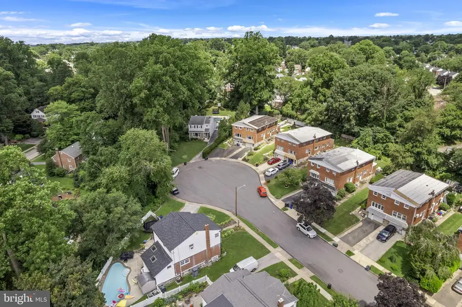 221 Juniper Rd, Havertown, PA 19083 - #2