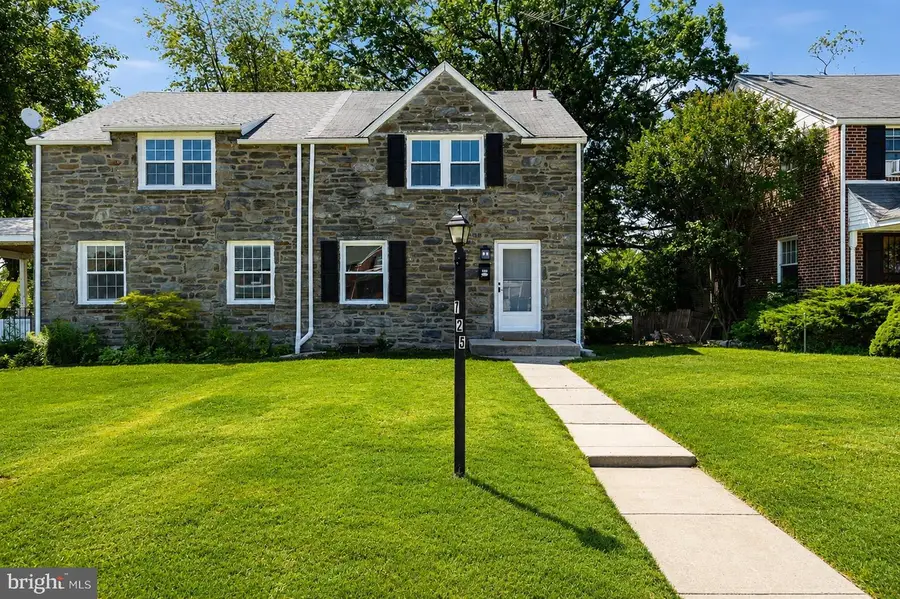 725 Irvington Pl, Chester, PA 19013 - #2