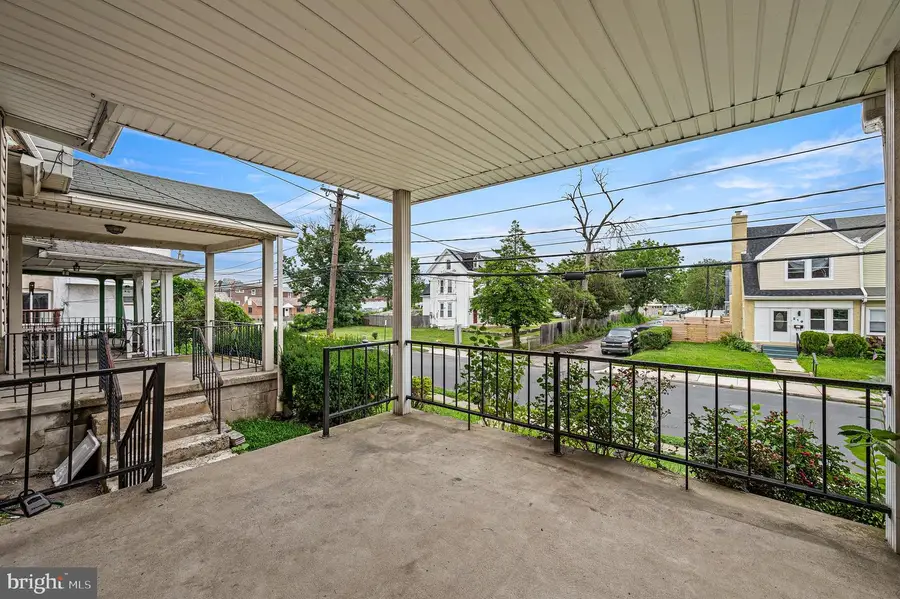 218 N Wycombe Ave, Lansdowne, PA 19050 - #3