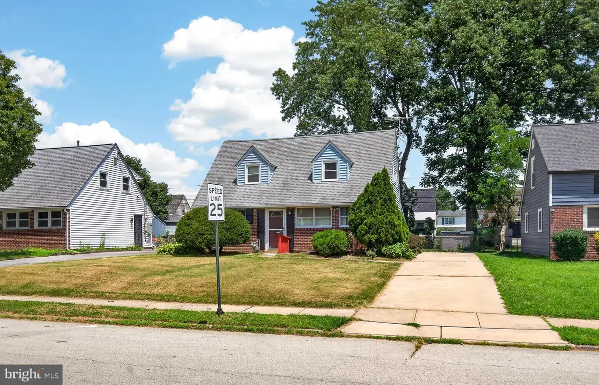 824 Quince Ln, Secane, PA 19018 - #1