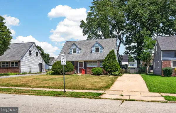 824 Quince Ln, SECANE, PA 19018