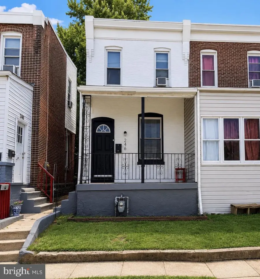 246 Mill St, Darby, PA 19023 - #2