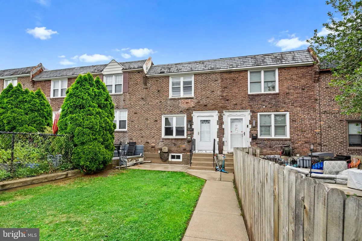 2210 Dermond Ave, Upper Darby, PA 19082 - #1