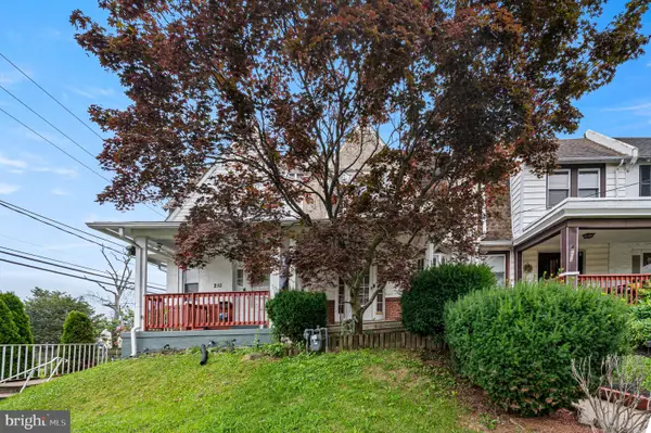208 E Essex Ave, LANSDOWNE, PA 19050