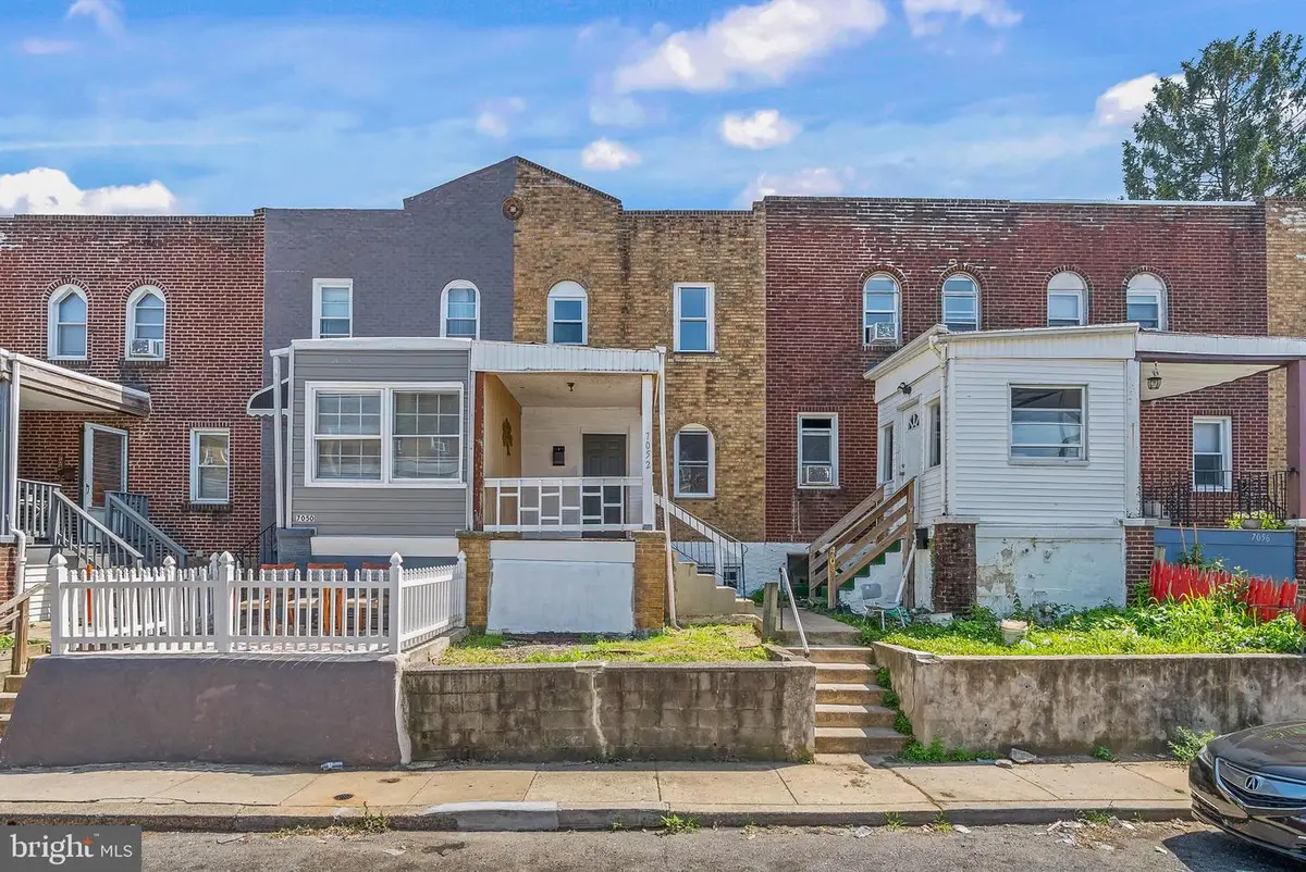 7052 Aberdeen Rd, Upper Darby, PA 19082 - #1