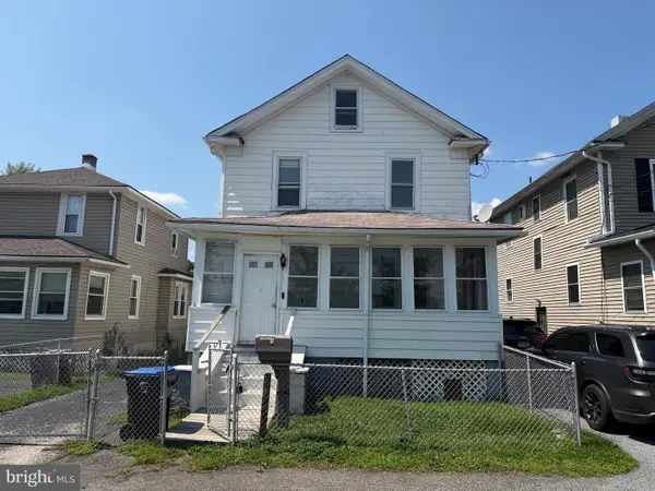 1316 Mccay Ave, UPPER CHICHESTER, PA 19061