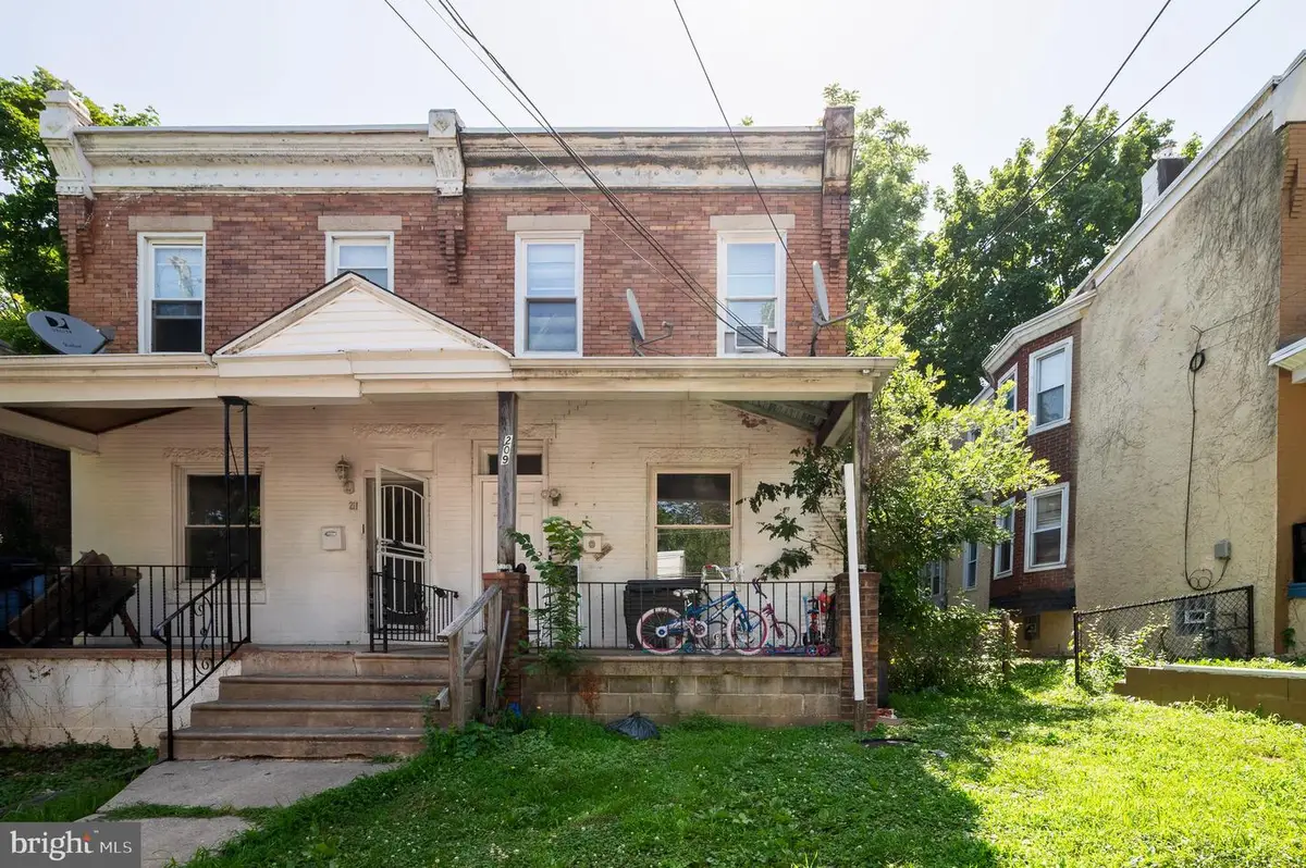 209 N 2nd St, Darby, PA 19023 - #1