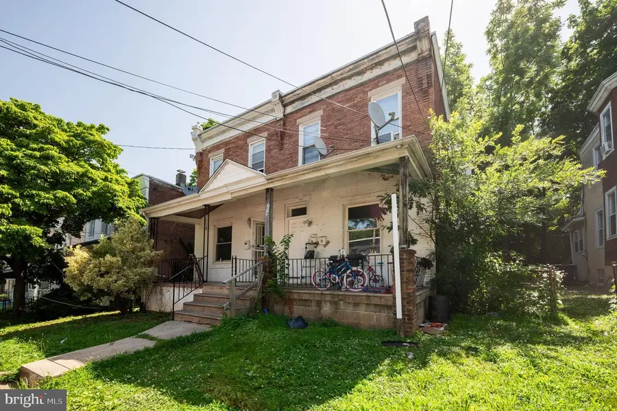 209 N 2nd St, Darby, PA 19023 - #2