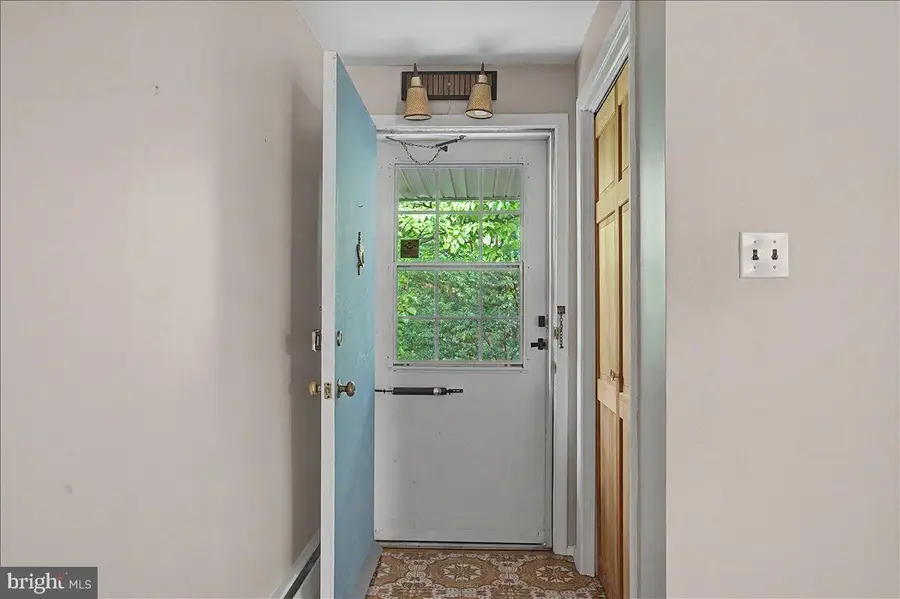 918 Ridley Creek Dr, Media, PA 19063 - #3