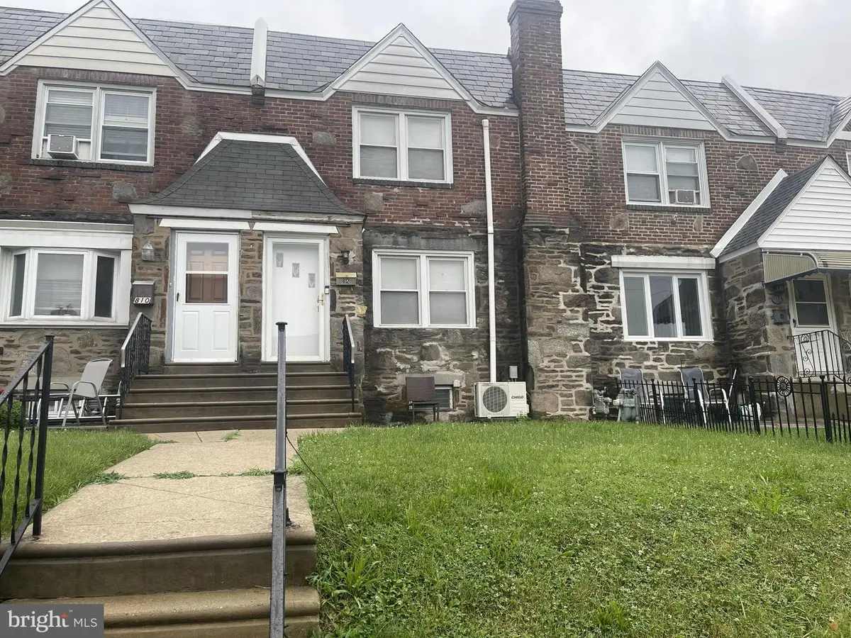 812 Fairfax Rd, Drexel Hill, PA 19026 - #1