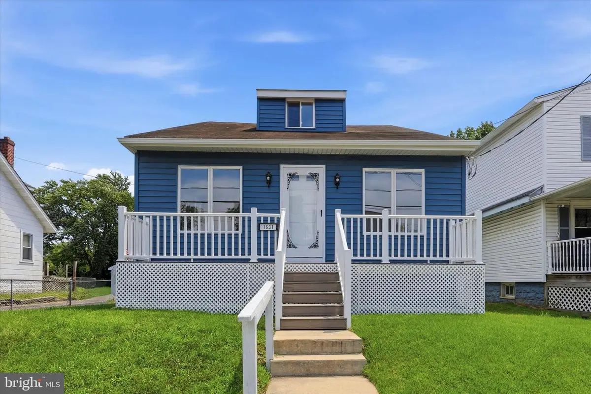 1631 Mccay Ave, Upper Chichester, PA 19061 - #1