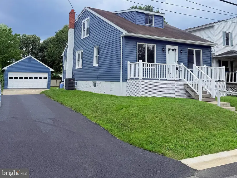 1631 Mccay Ave, Upper Chichester, PA 19061 - #2