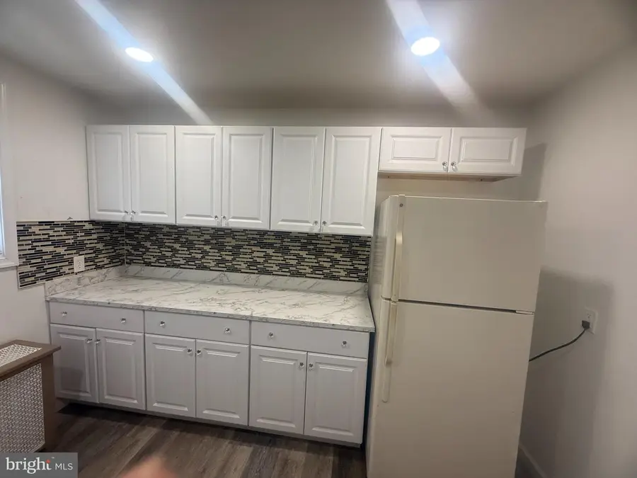 417 Copley Rd, Upper Darby, PA 19082 - #3