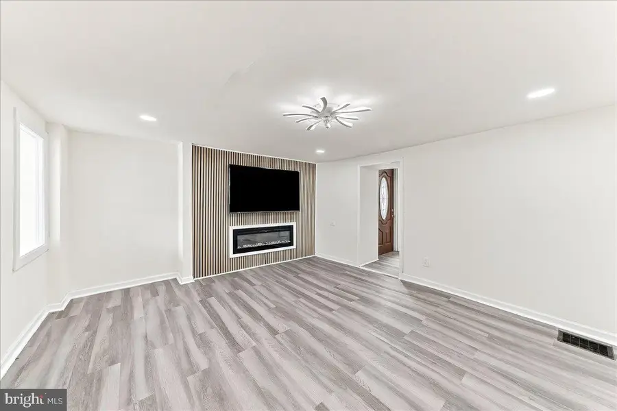 2103 Chichester Ave, Upper Chichester, PA 19061 - #3
