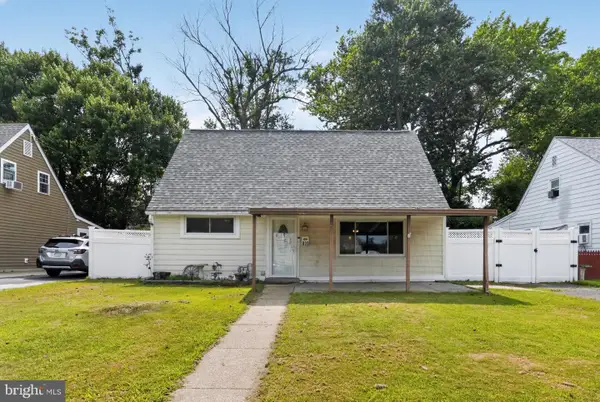 809 Quince Ln, SECANE, PA 19018