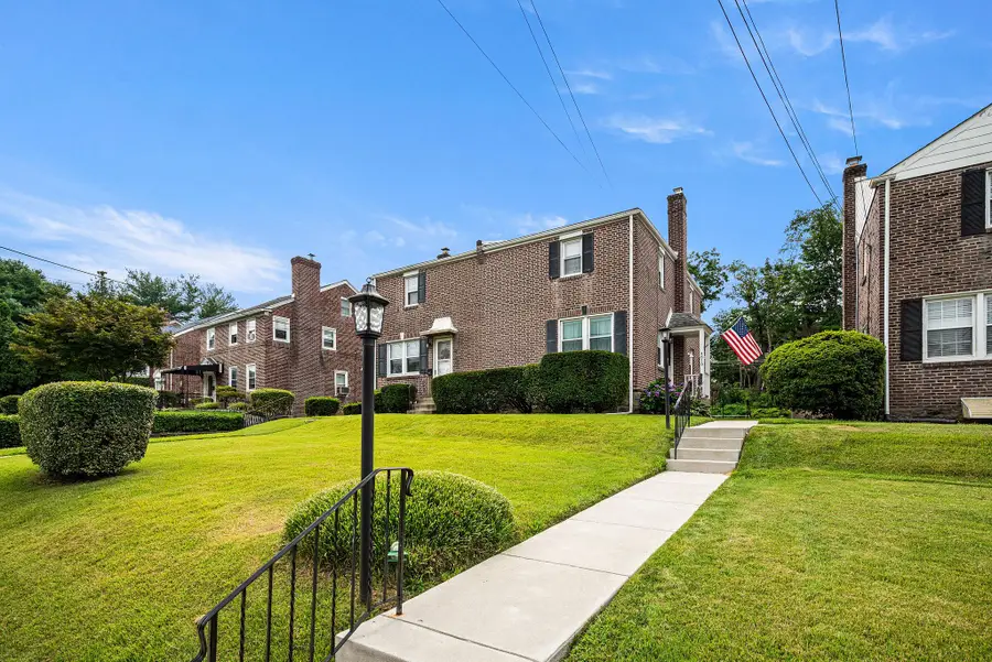 4816 Woodland Ave, Drexel Hill, PA 19026 - #3