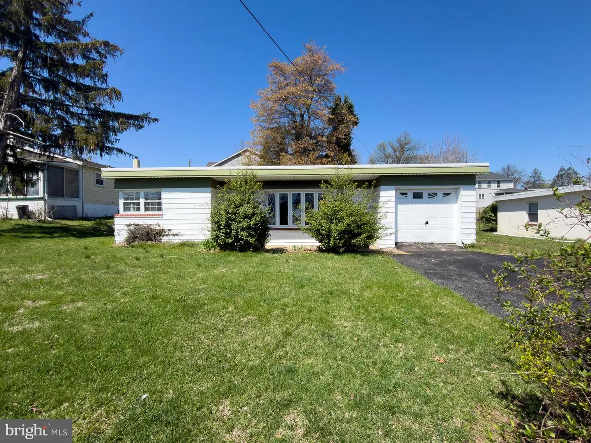 161 Fairmount Ave, Ridley Park, PA 19078 - #1