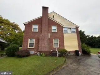 2635 Springfield Rd, Broomall, PA 19008 - #3