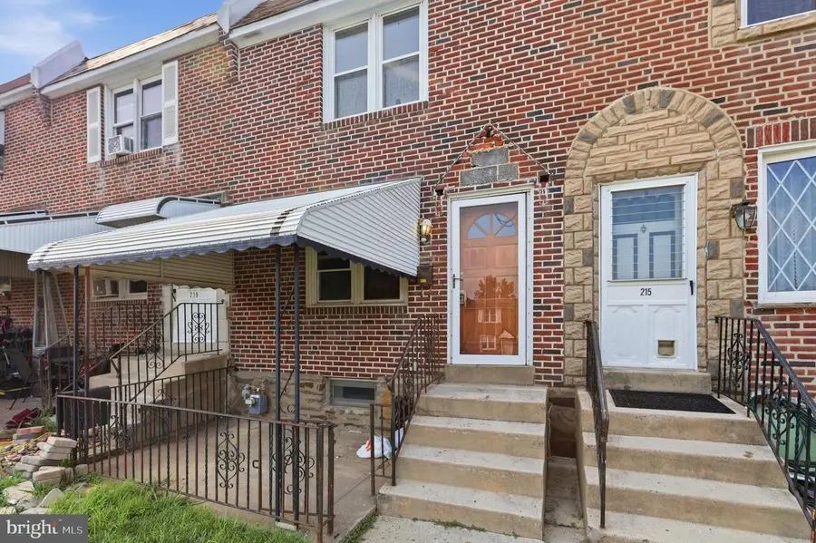 217 Cambridge Rd, Clifton Heights, PA 19018 - #3