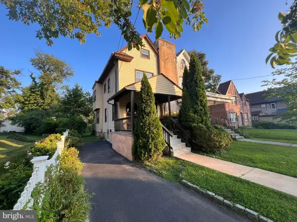 52 W Albemarle Ave, LANSDOWNE, PA 19050