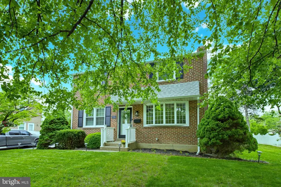 336 Yarnall Dr, Springfield, PA 19064 - #2