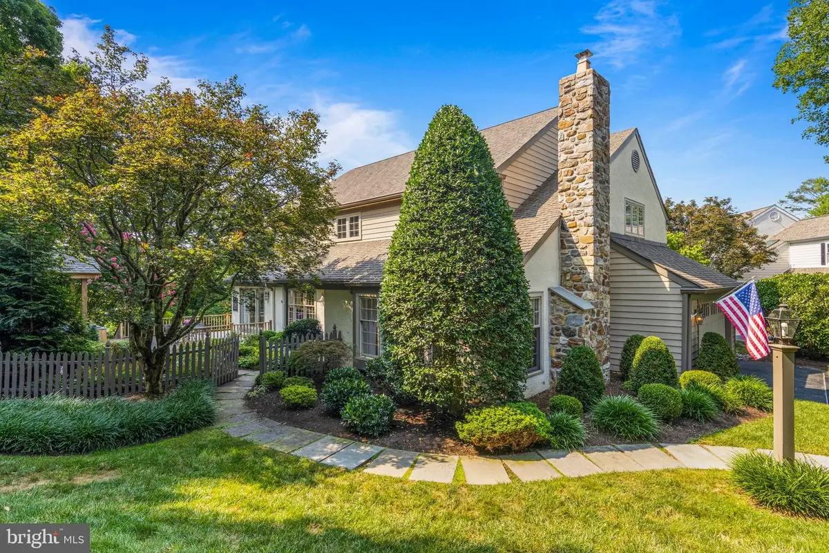 610 Lindsay Cir, Villanova, PA 19085 - #1